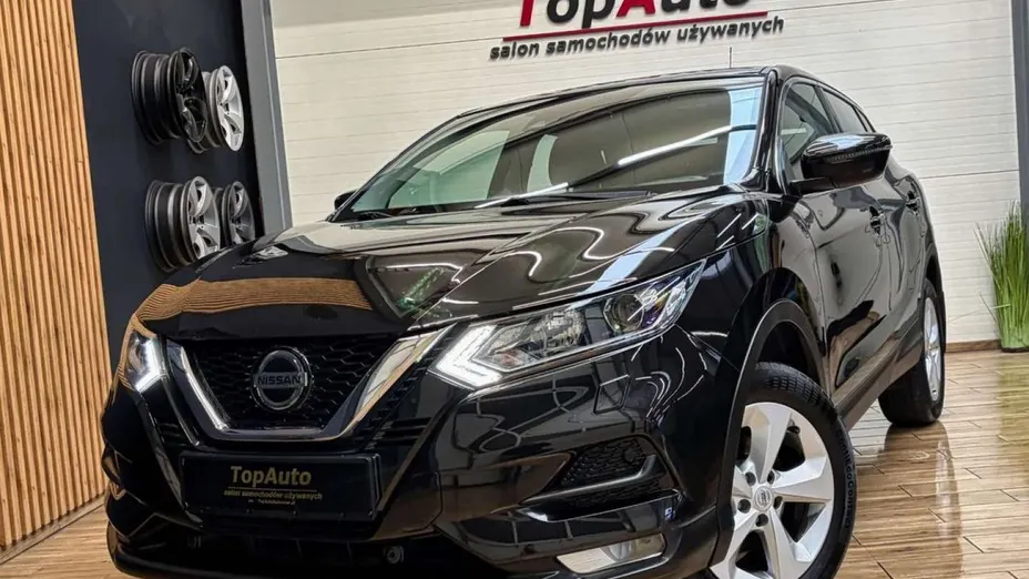 NISSAN Qashqai -
