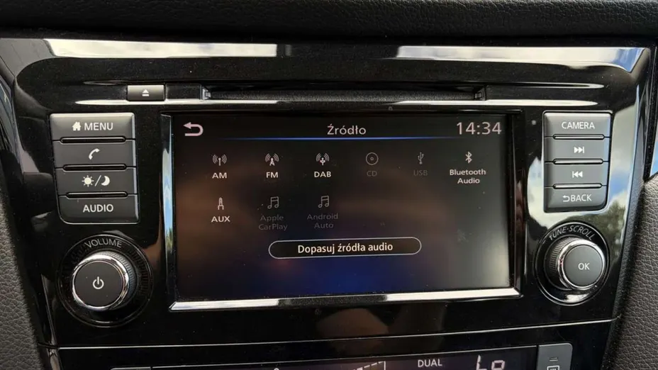 NISSAN Qashqai -
