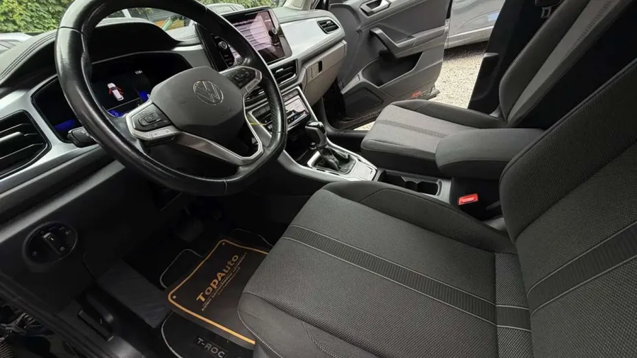 VOLKSWAGEN T-ROC -