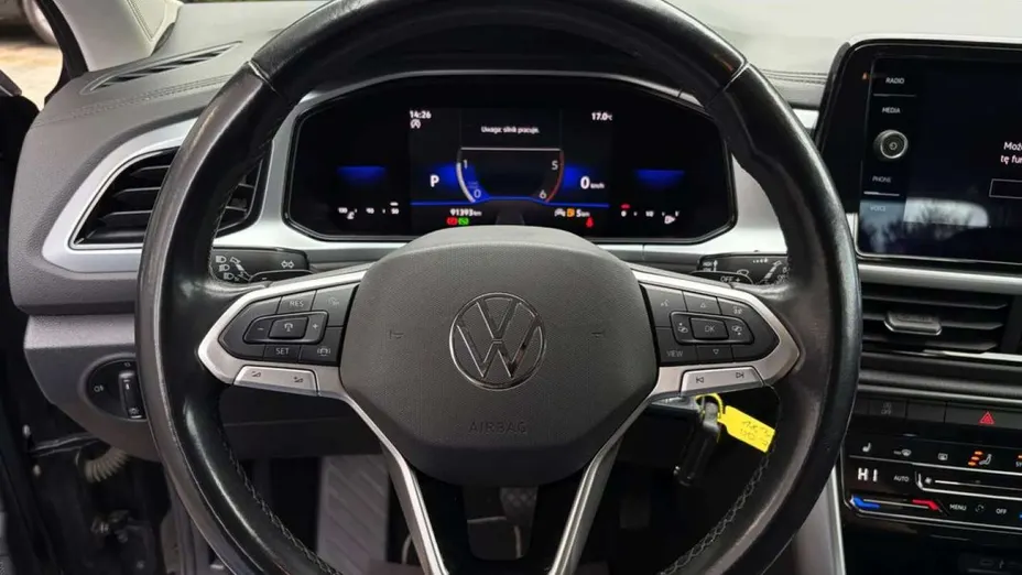 VOLKSWAGEN T-ROC -