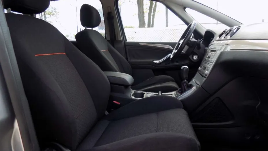 FORD S-MAX -