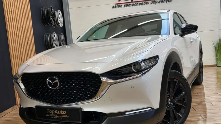 MAZDA CX-30 -