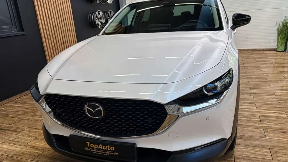 MAZDA CX-30 -