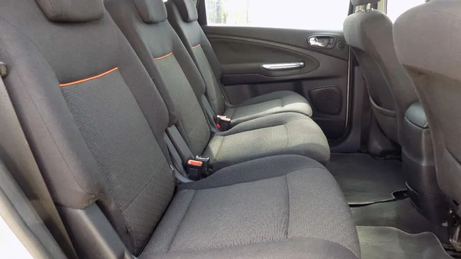 FORD S-MAX -