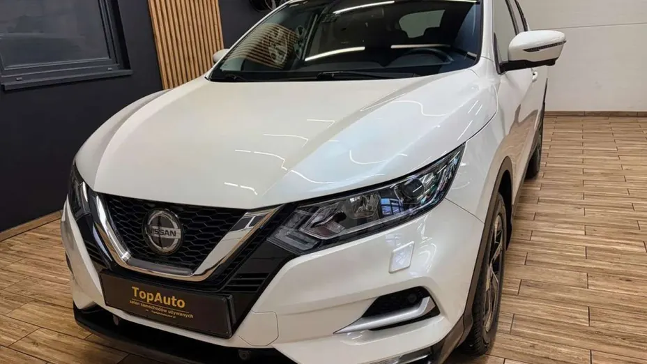 NISSAN Qashqai -