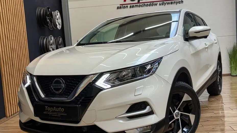 NISSAN Qashqai -