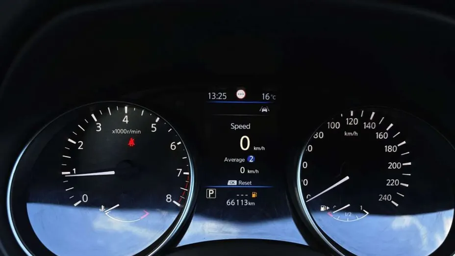 NISSAN Qashqai -