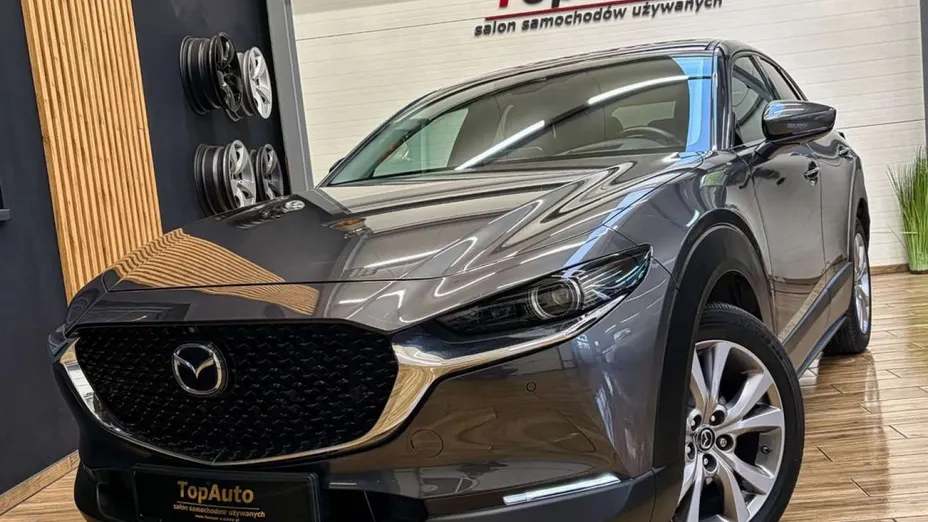 MAZDA CX-30 -
