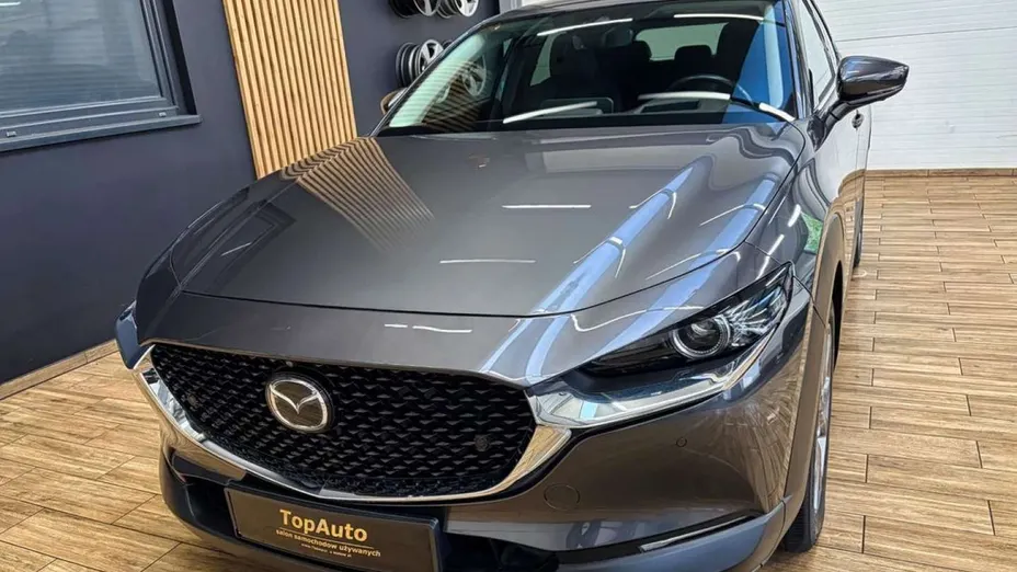 MAZDA CX-30 -