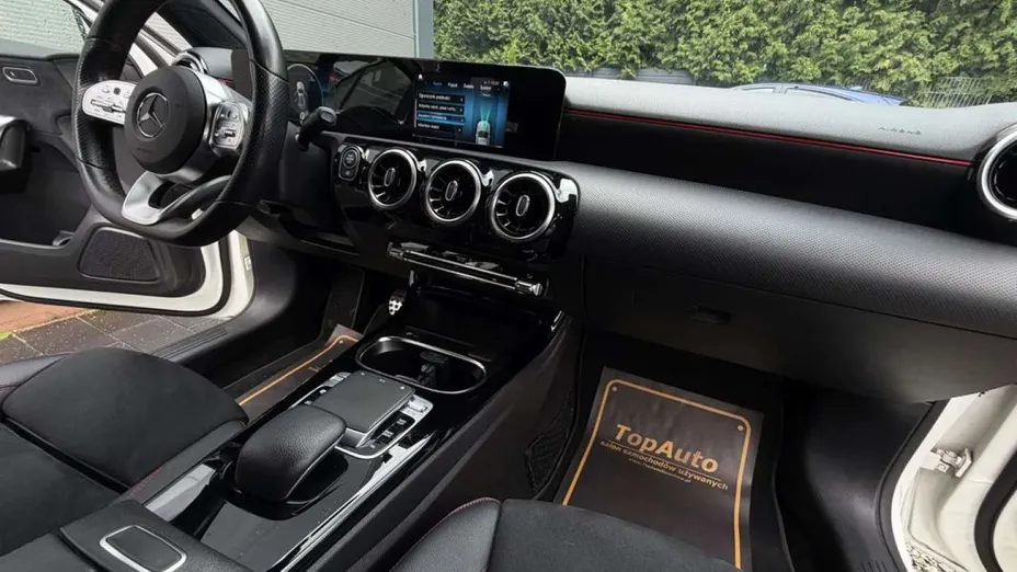 MERCEDES-BENZ A Klasa -