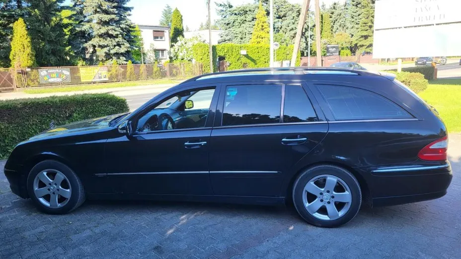MERCEDES-BENZ E Klasa -