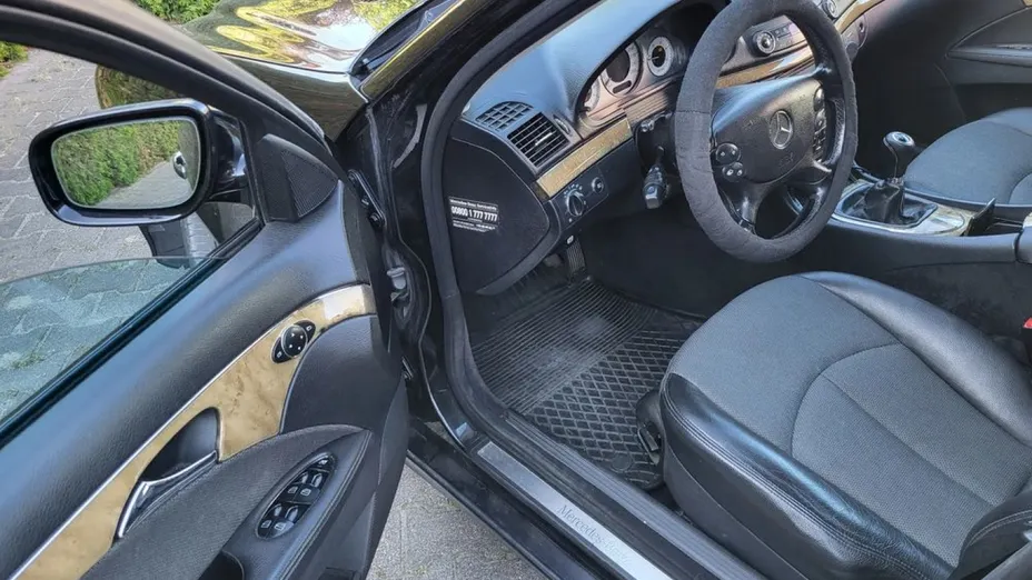 MERCEDES-BENZ E Klasa -
