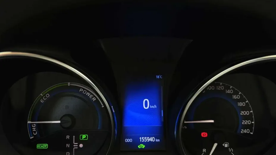TOYOTA Auris -