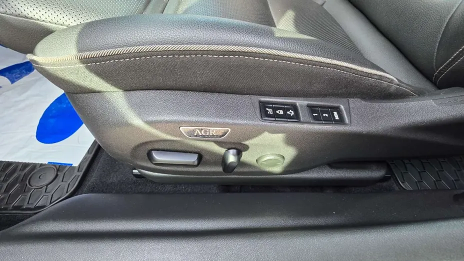 OPEL Insignia -