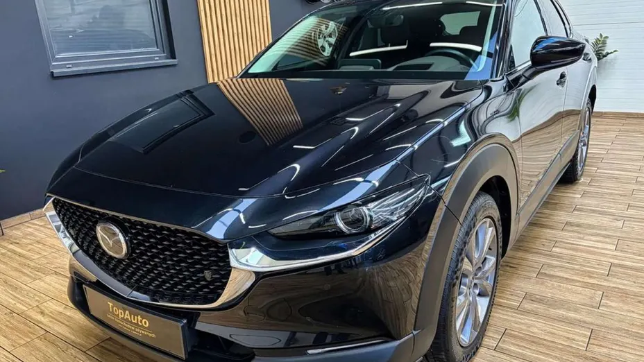 MAZDA CX-30 -