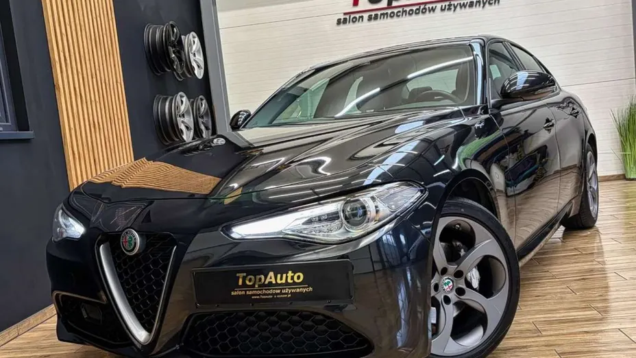 ALFA ROMEO Giulia -