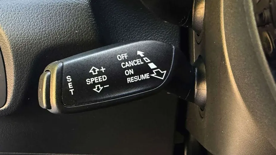 AUDI Q3 -