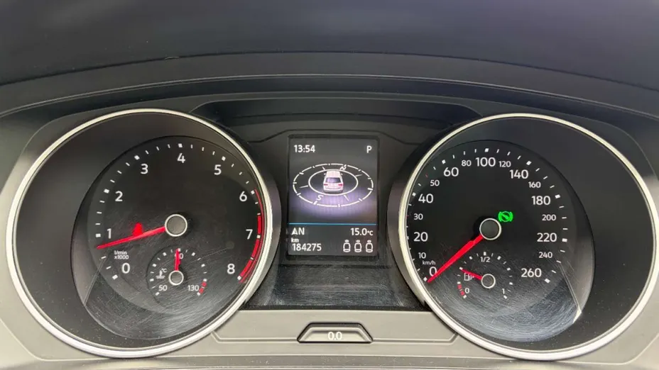 VOLKSWAGEN Tiguan -
