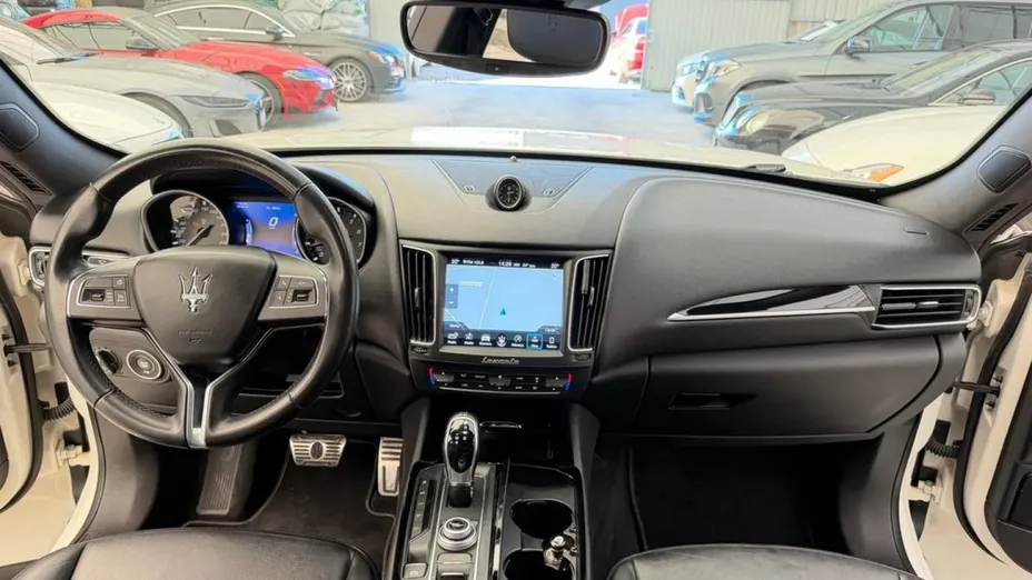 MASERATI Levante -