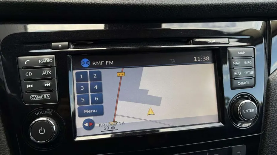 NISSAN Qashqai -