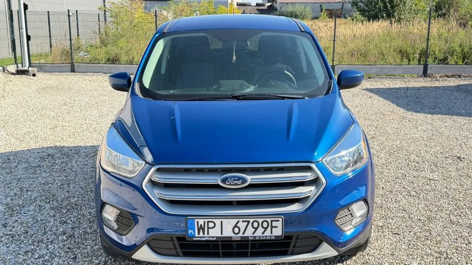FORD Kuga -