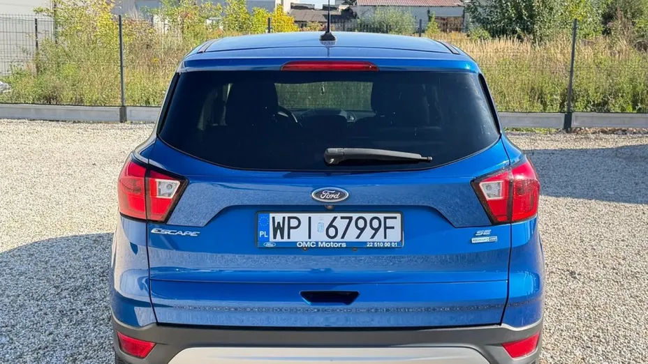 FORD Kuga -