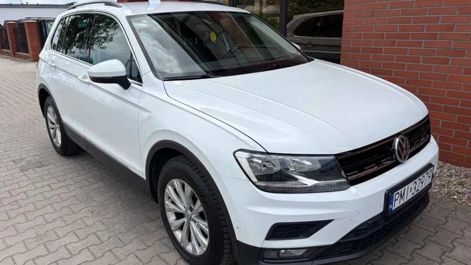 VOLKSWAGEN Tiguan -
