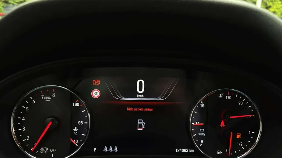 OPEL Insignia -