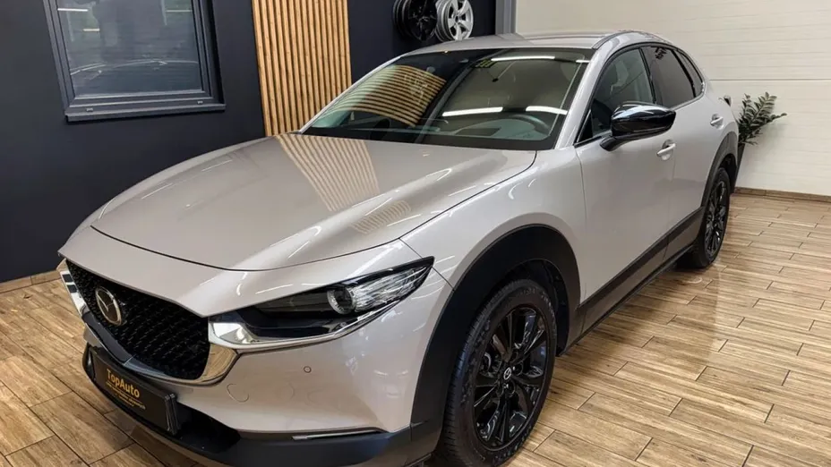 MAZDA CX-30 -