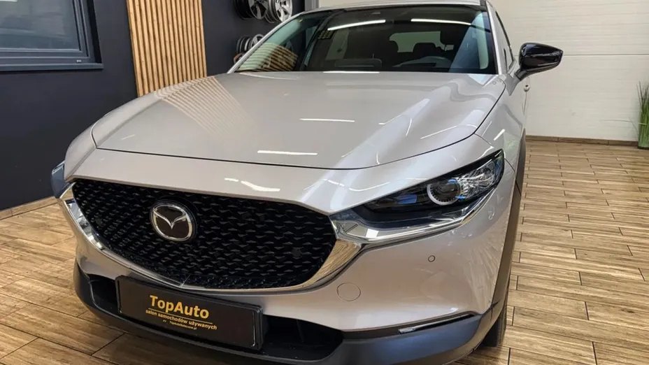 MAZDA CX-30 -