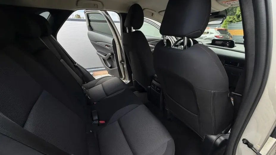 MAZDA CX-30 -
