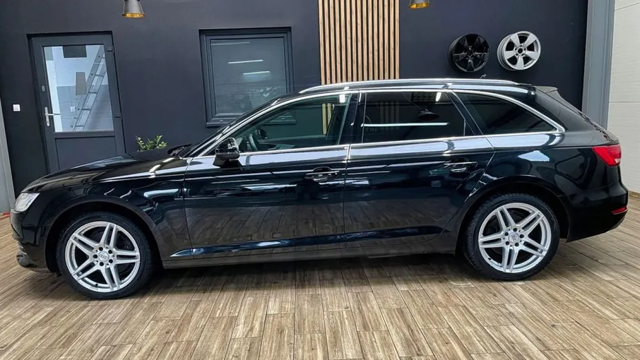 AUDI A4 Avant -
