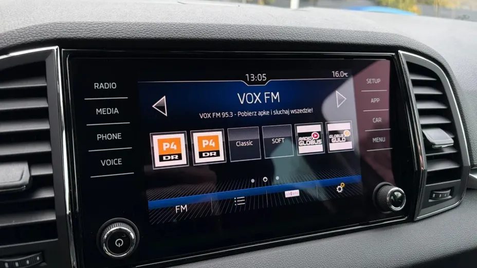 SKODA Karoq -