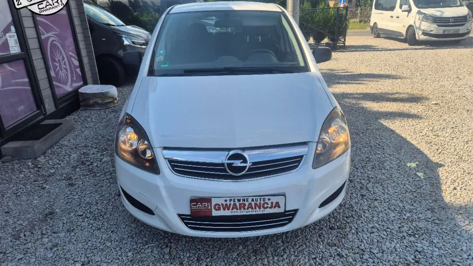 OPEL Zafira -