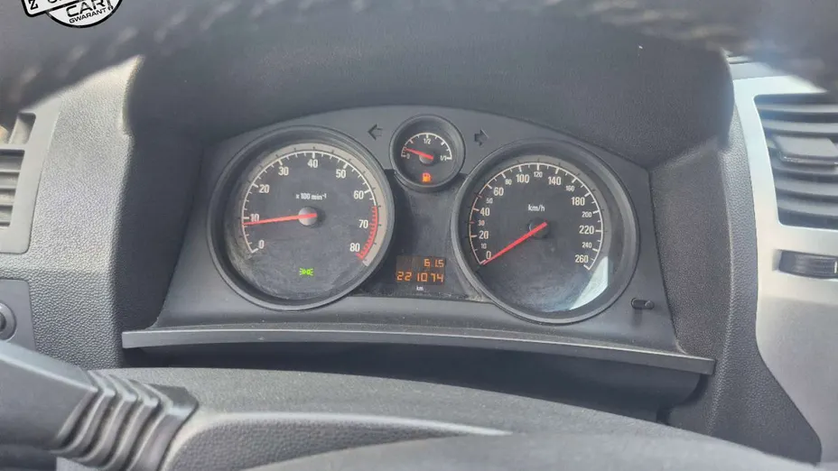 OPEL Zafira -