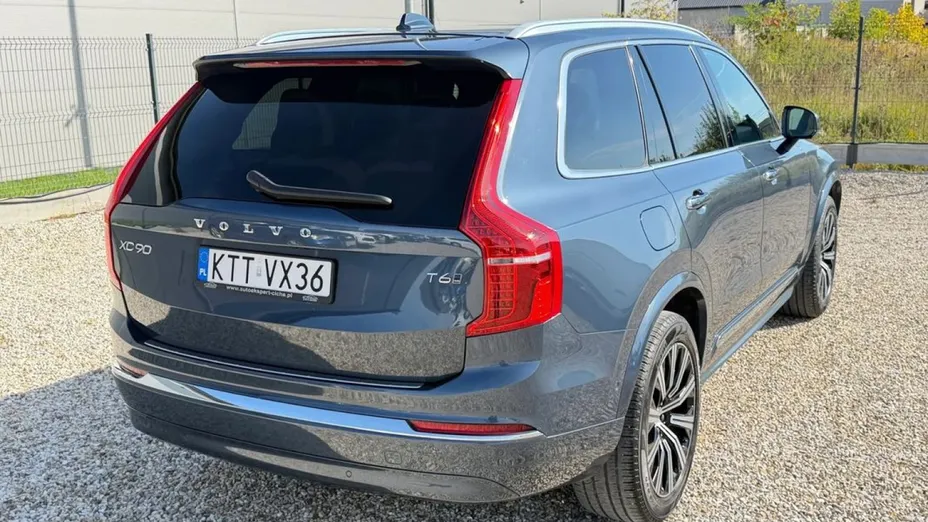 VOLVO XC90 -