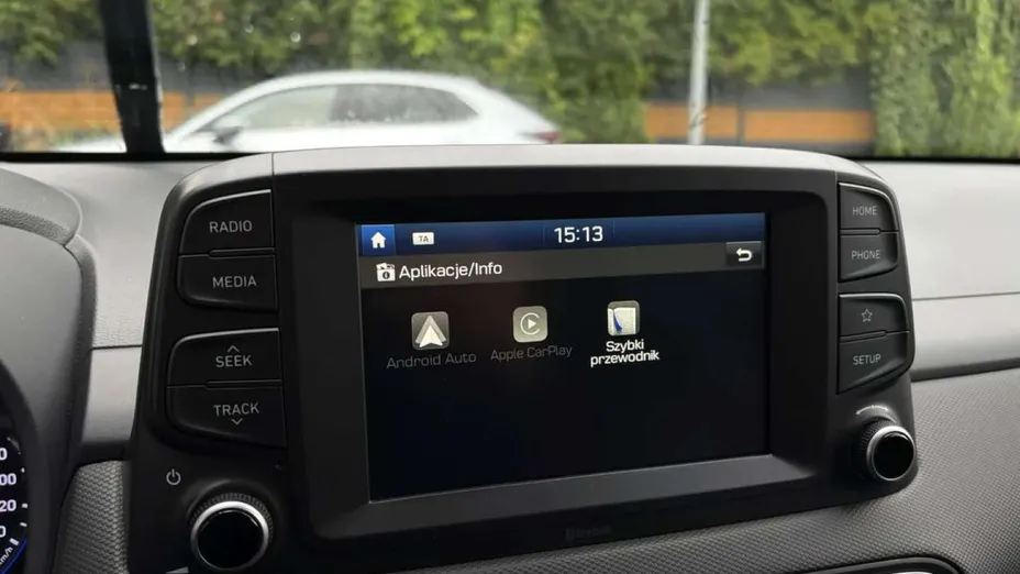 HYUNDAI Kona -