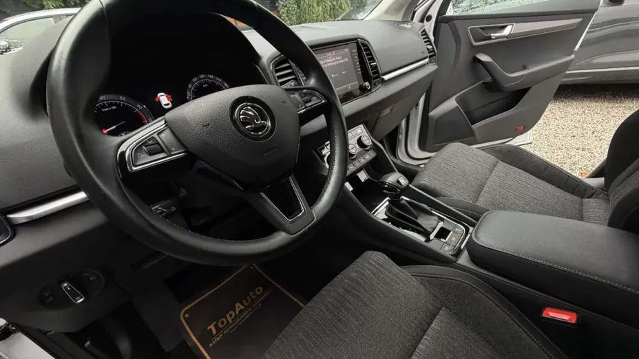 SKODA Karoq -