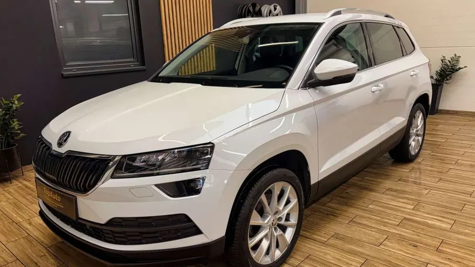 SKODA Karoq -