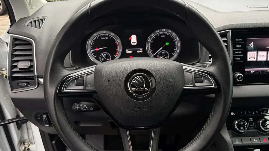 SKODA Karoq -