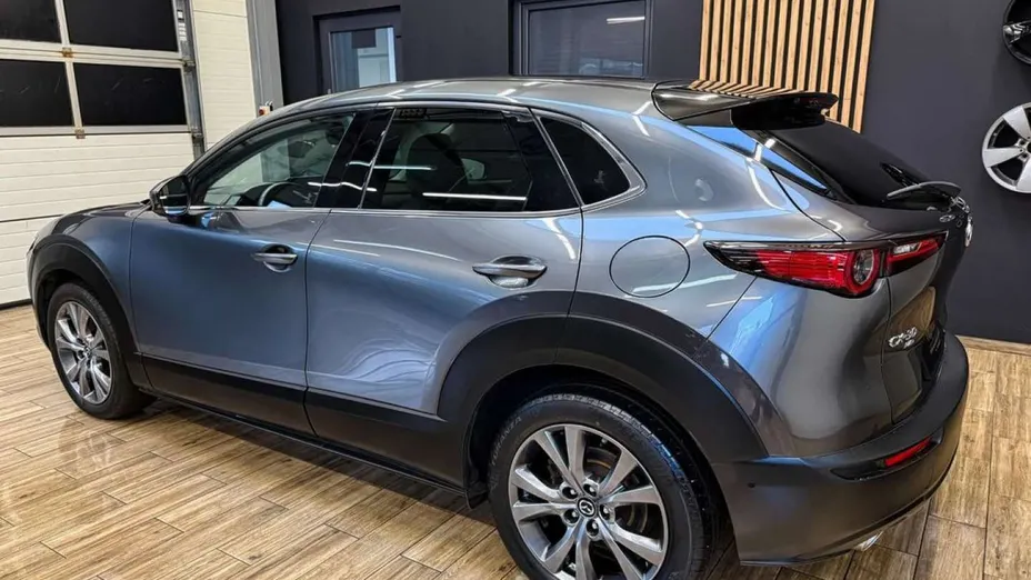 MAZDA CX-30 -