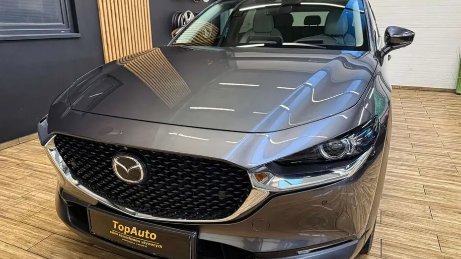 MAZDA CX-30 -