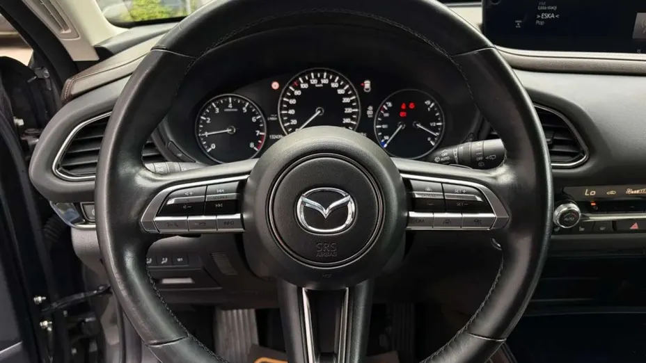 MAZDA CX-30 -