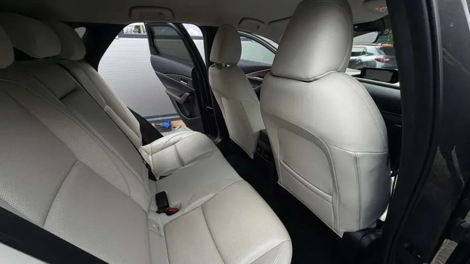 MAZDA CX-30 -
