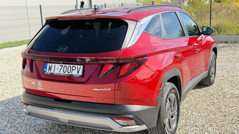 HYUNDAI Tucson -