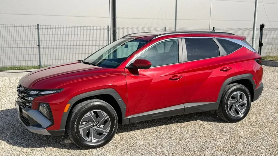 HYUNDAI Tucson -
