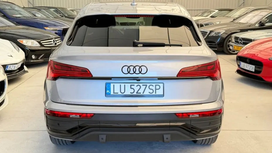 AUDI Q5 -