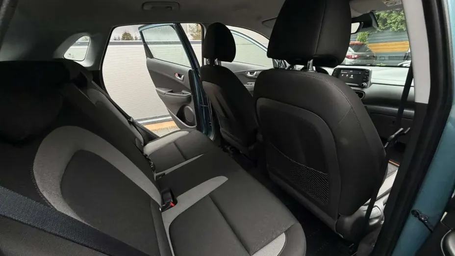 HYUNDAI Kona -