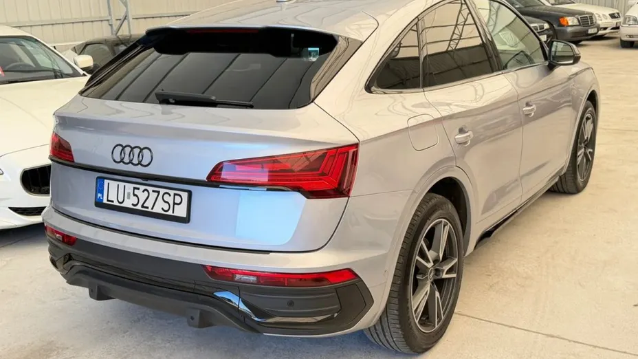AUDI Q5 -