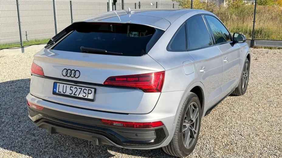 AUDI Q5 -